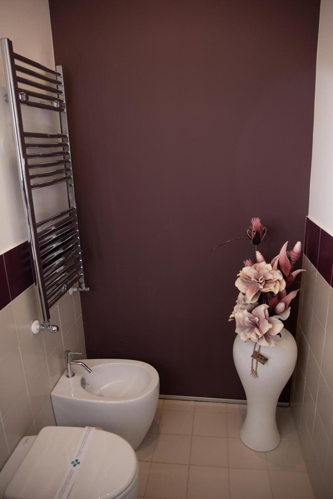 Vicolo Delle Belle Suite Terracina Bagian luar foto